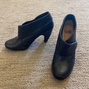 Black ankle boots- size 8